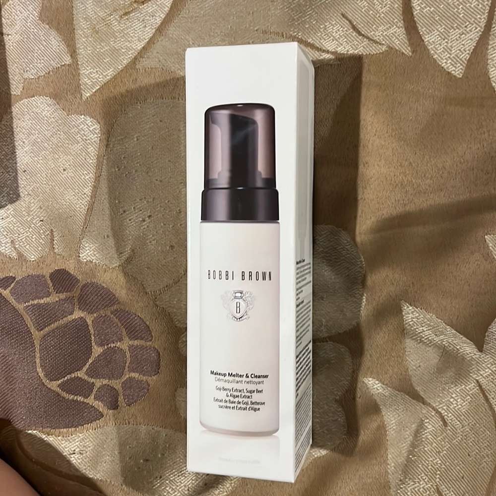 BNIB Bobbi Brown makeup melter and cleanser